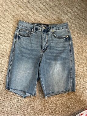 Judy Blue Mid Wash Denim Bermuda Shorts - Light Blue